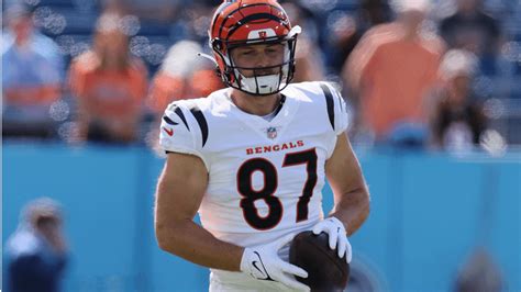 Hudson Ready To Step Up Bengals Turn To Practice Squad For Tight End Fix