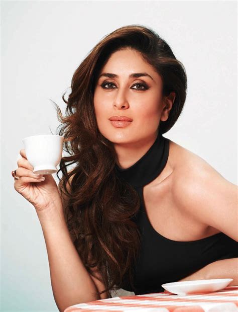 Beautiful Kareena Kapoor Khan Is Dangerously Hot Latest Mag Photoshoot Images Pics