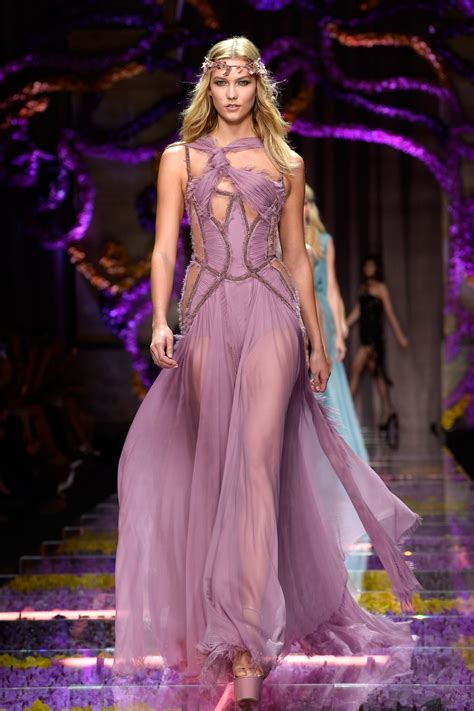 Karlie Kloss On The Runway Of Atelier Versace Fashion Show In Paris