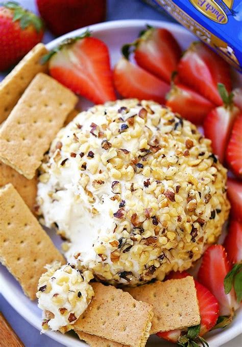 17 Dessert Cheese Balls To Bring To All Your Holiday Parties Cheese