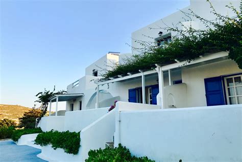 Sarakiniko View Studios In Milos Sarakiniko Greece Gallery