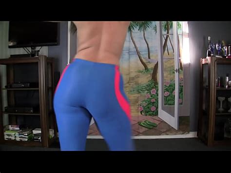 Big Booty Pawg Twerking And Shaking Topless Xvideos Hot Sex Picture