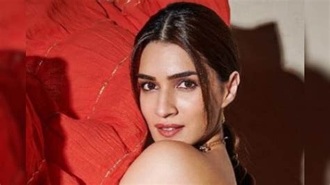 Kriti Sanon Begins To Gain 15 Kilos For Mimi Heres How She Is Going About It News18