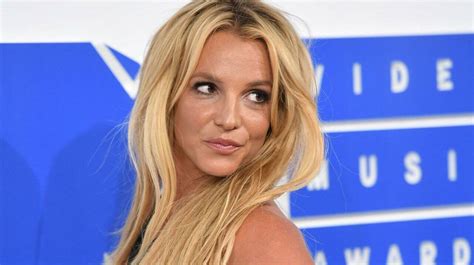 Auch Britney Spears Blitzt Mal Bei Männern Ab Snat