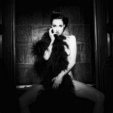 Dita Von Teese Nude But Hiding In Very Hot Christophe Mourthe