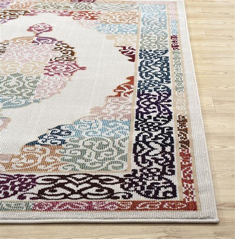 Garnet champagne rose cream area rug. Traditional Oriental Medallion Design Cream/Multi Soft ...