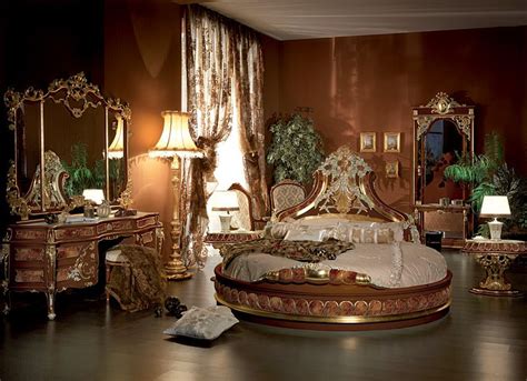 Italian bedroom furniture with big discounts. italian furniture | Italian Bed Room in Round Shape - Top ...