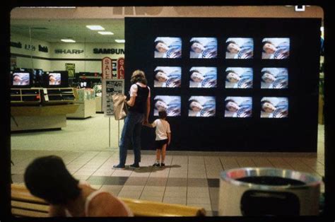 15 Vintage Photos Of 80s Malls To Make You Feel Nostalgic