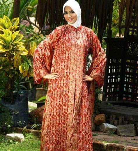 Inspirasi 29+ Model Baju Batik Kerja Guru Untuk Orang Gemuk