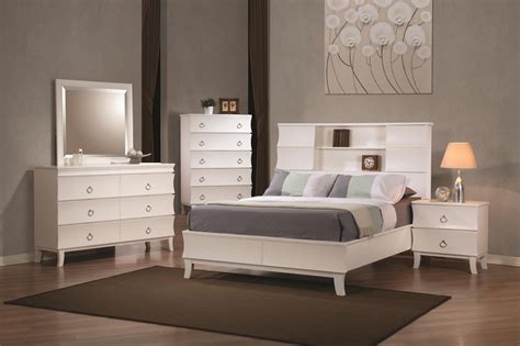Coaster Holland Casual Bookcase Bedroom Set In White