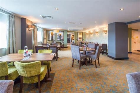 Premier inn london kingston upon thames is located at combined house, 15 wheatfield way, 1.3 miles from the center of kingston upon thames. Premier Inn London Kingston Upon Thames - UPDATED 2018 ...