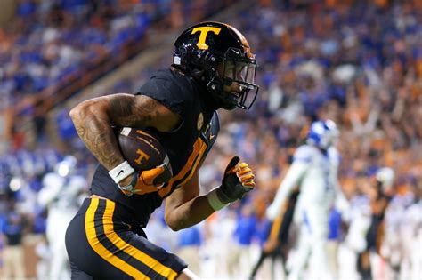 Photos Tennessee Football Debuts Dark Mode Helmets Versus Kentucky