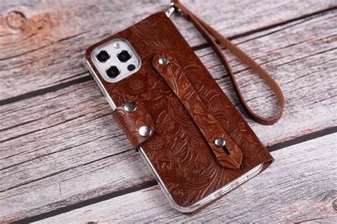 Wristlet Tooled Leather Iphone 12 Pro 2020 Se11 Xr Case Etsy