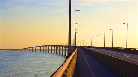 Ile de Re Bridge in France | Expedia.co.uk