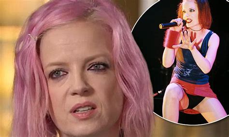 garbage singer shirley manson urges women to stop seeking validation of their beauty daily