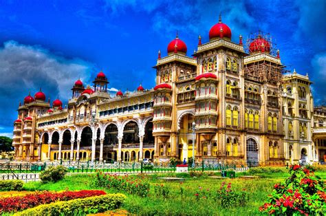 Top 7 Monuments In India Incredible India