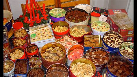 Instead of having yet another generic christmas party, my students and i have a medieval celebration. Christmas cookie exchange party ideas - YouTube