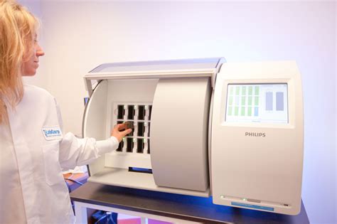 LabCorp teams up with Philips in digital pathology| Philips