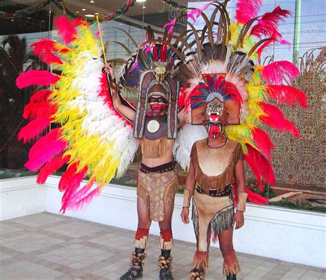 Aztec Costumes The Mayan Culture Today And Tomorrow Fleurs