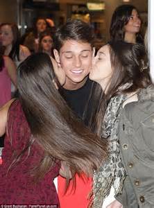 Joey Essex Puckers Up To 118 Girls In Just One Minute During Kiss A