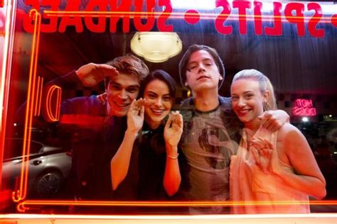Riverdale On The Cw Cancelled Or Season 2 Release Date Canceled Tv Shows Tv Series Finale