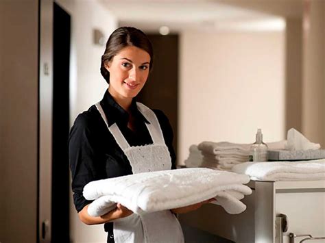 Camareras De Piso O Kellys Esenciales Para La Higiene De Tu Hotel