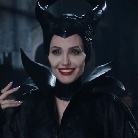 How Long Did Angelina Jolies Maleficent Makeup Take To Do E Online