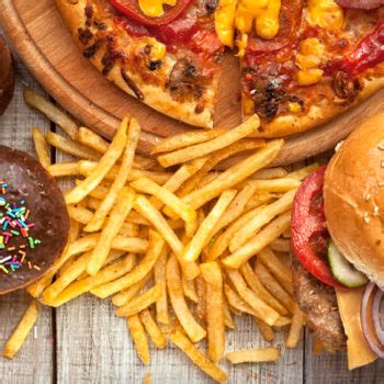 In general, it's best to avoid fatty, greasy, processed, and sugary foods. 5 Ways to Avoid Discomfort After Your Gallbladder Removal ...