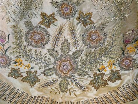 For her wedding, the only daughter of queen elizabeth ii turned to designer maureen baker. Detailed picture of the embroidery on the coronation dress ...