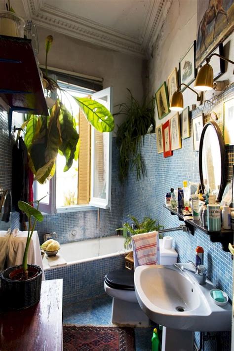 40 Fancy Bohemian Style Bathroom Decorating Ideas 模様替え 自宅で インテリア 家具