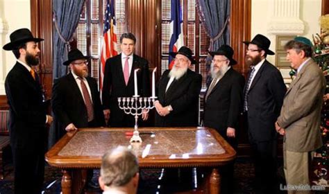 Texas Govs Most Memorable Moment Dancing With The Rabbis Chabad