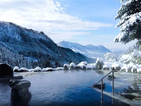 10 Beautiful Mountain Onsen In Japan For Outdoor Lovers Alexrockinjapan