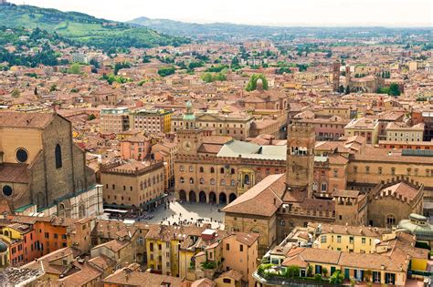 Bologna is the Ultimate Italian Foodie Destination - Vogue