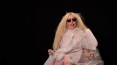 Lady Gagas Artpop Gallery Message Youtube