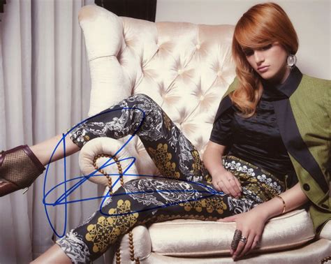 Bella Thorne Autograph Signed 8x10 Photo E Acoa Collectible Memorabilia