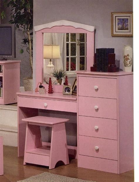 Master bedroom dresser from bedroom dressers and chests , image source: Princess Pink Finish Girls Kids Vanity Dresser with Mirror ...
