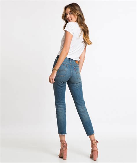 Levi S Wedgie Fit Jean Marine Layer