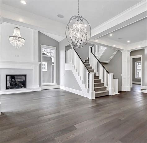 This Ashy Wood Floor With Light Taupe Gray Walls Not The Other Pic