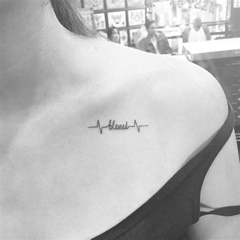 36 Beautiful Minimalist And Tiny Tattoos For Every Girl Colorful