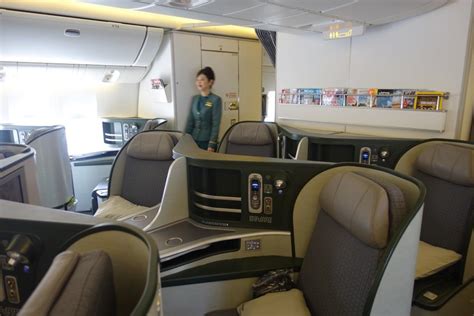 Review Eva Air Business Class Royal Laurel Paris To Taipei Topmiles