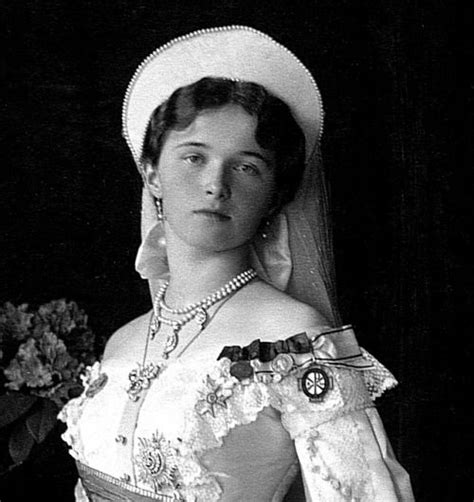 Grand Duchess Olga Nikolaevna Of Russia 1895 1918 Romanov Sisters