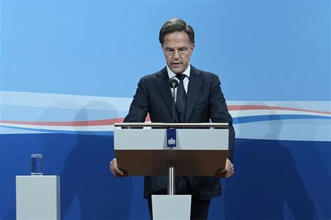 dutch government collapses over immigration policy