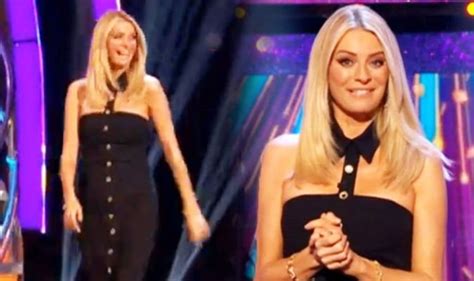Tess Daly Outfit Strictly Come Dancing Host Leaves Fans Confused With