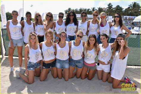 Sports Illustrated Swimsuit Models Beach Volleyball In Miami Photo