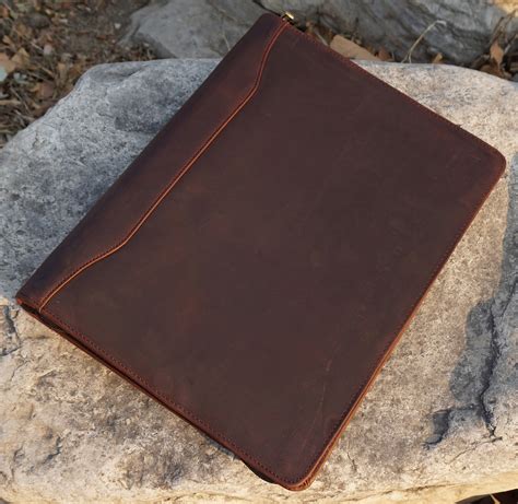 Free Initials Engraved Vintage Leather Portfolio With 3 Ring Etsy
