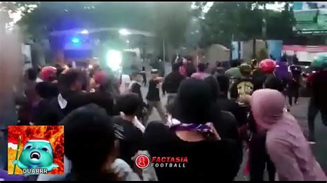 BAKU HANTAM SUPORTER LIGA INDONESIA PART PERSIK Vs PSIM Video