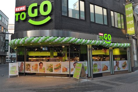 You can unsubscribe at any time. "Rewe to go": Supermarkt nimmt Wettbewerb mit Fast-Food ...