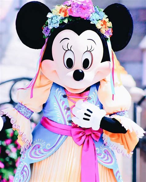Beautiful Minnie Mouse Starring In Mickeys Royal Friendship Faire At