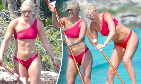 Lindsey Vonn Flashes Athletic Figure In Off Shoulder Pink Bikini As She