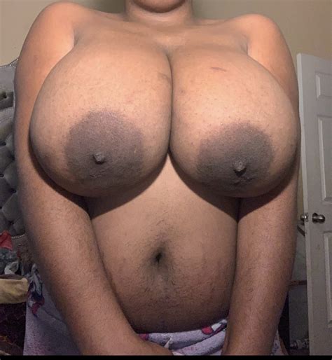 Amateaur Nude Bouncing Webcam Titties Gifs
